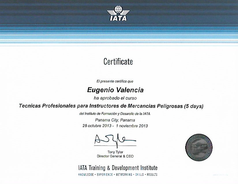Instructor certificado IATA en Tecnicas Profesionales para instructores de mercancias peligrosas